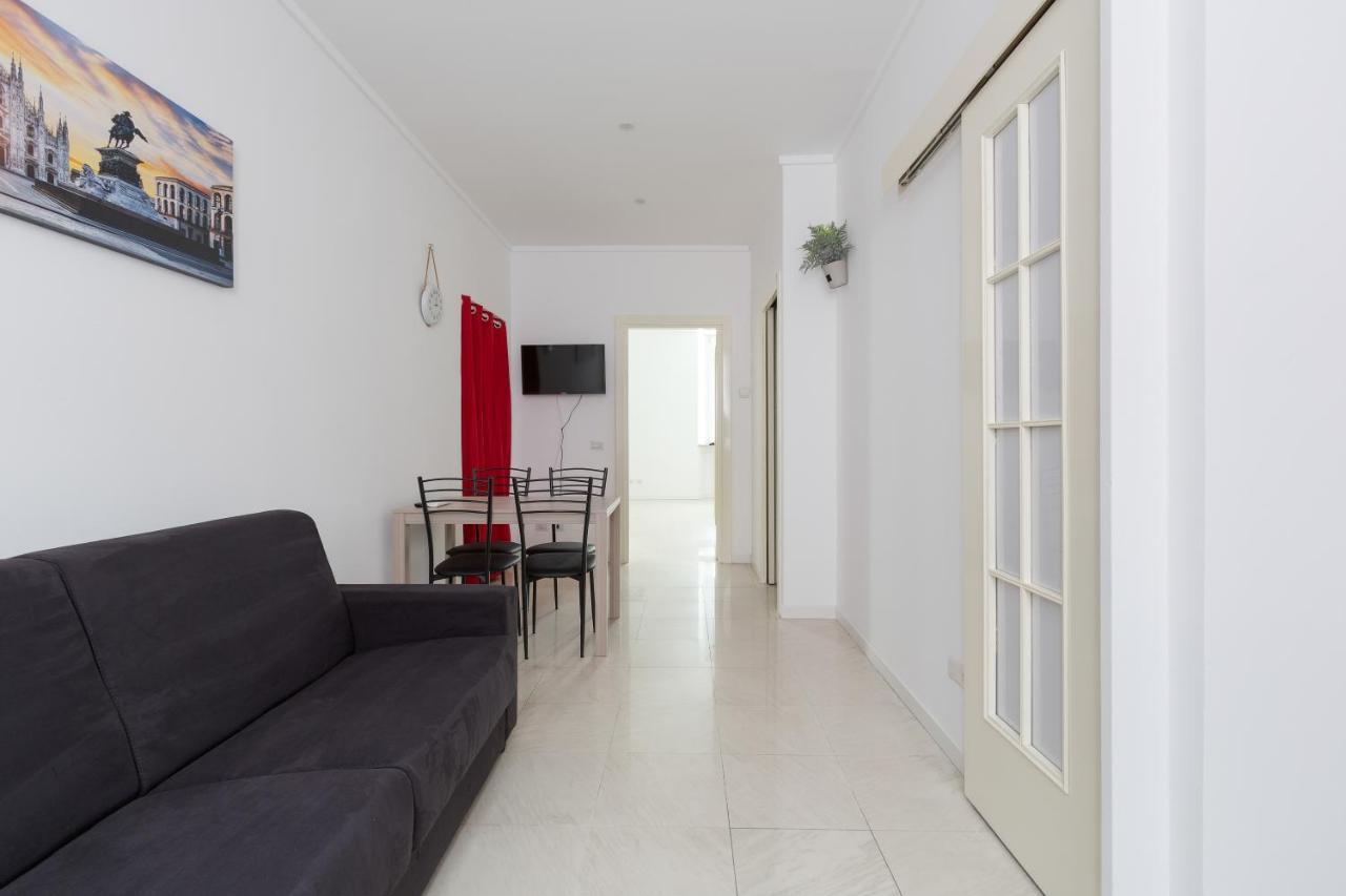 Famagosta M2 Subway Apartment Милано Екстериор снимка